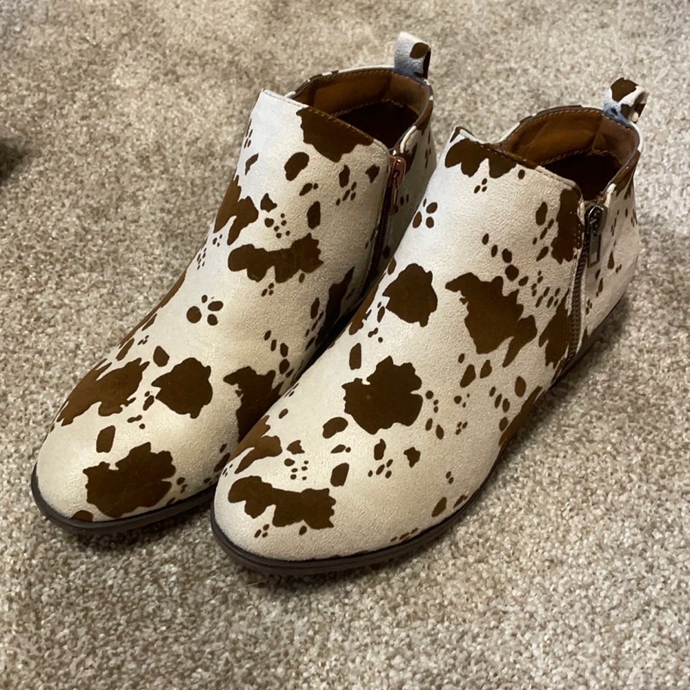 Pierre Dumas Booties Cowhide